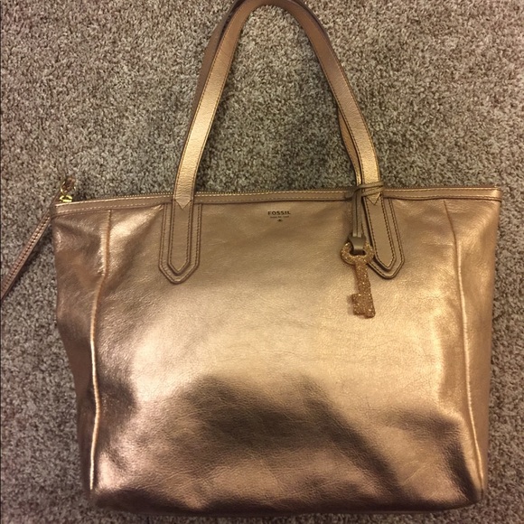 ❌SOLD❌ Rose Gold Fossil Sydney Shopper Tote - Picture 1 of 5